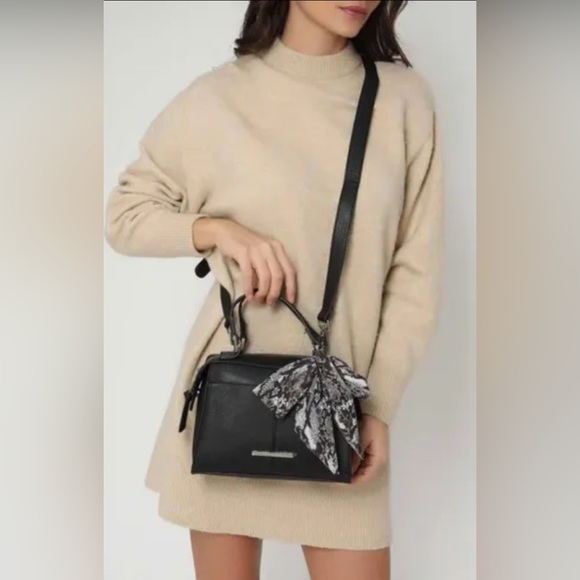 Steve Madden Handbags - NWT-Steve Madden Mini Black Tote/ Crossbody Bag